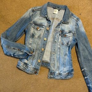 H & M Jean jacket size 4